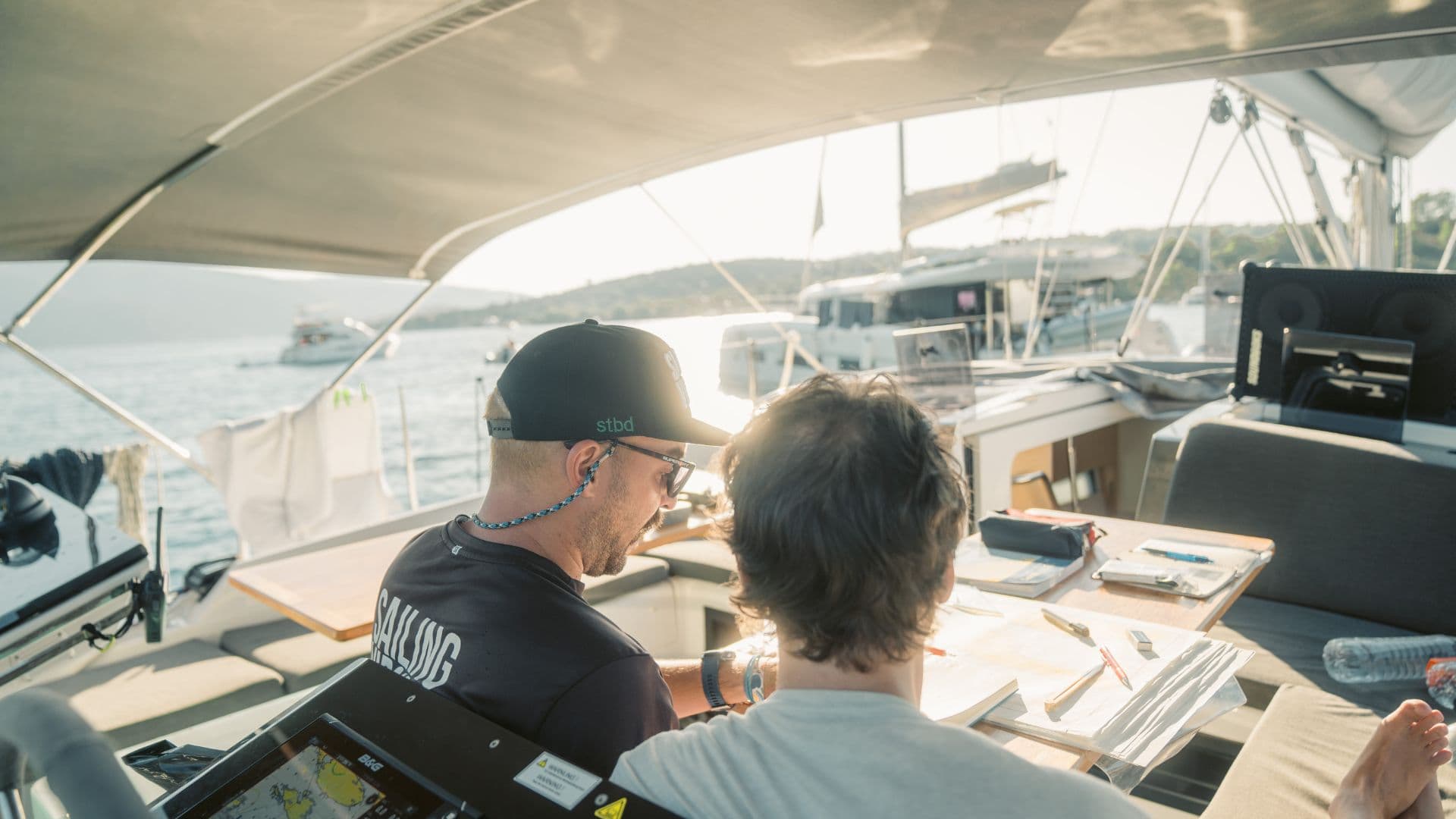 Advanced sailors navigating offshore